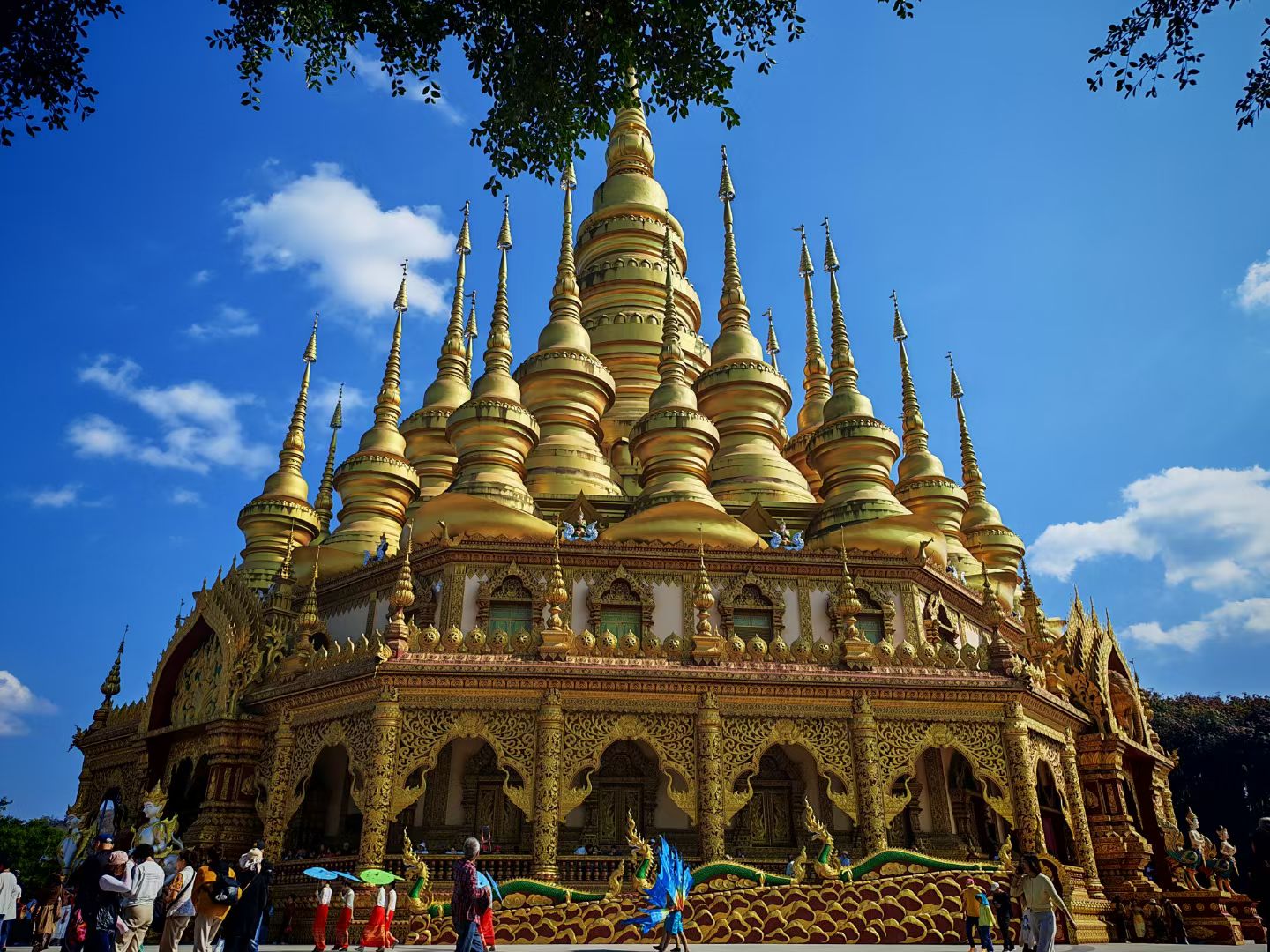 Xishuangbanna | Grand Buddha Temple → Forest Park → Gaozhuang Night Market